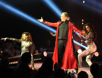 sarrasani_alte_show_tanzen_3